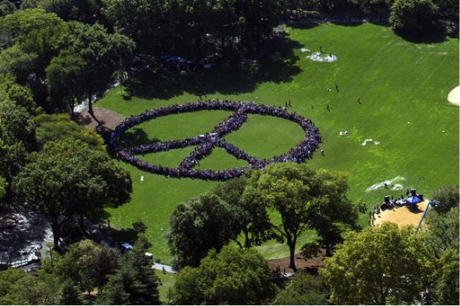 John Lennon Peace Sign on Twitter Moments